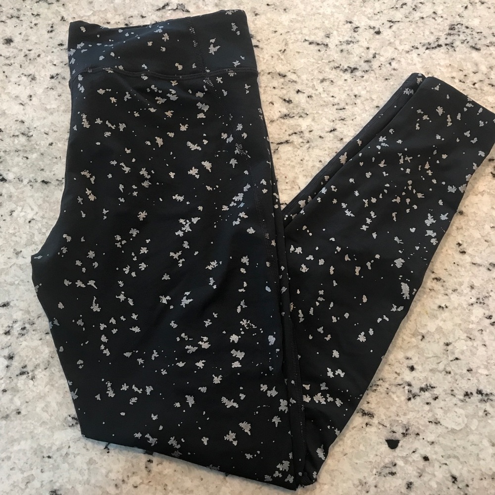 Size Large UA Cold Gear Infrared Leggings